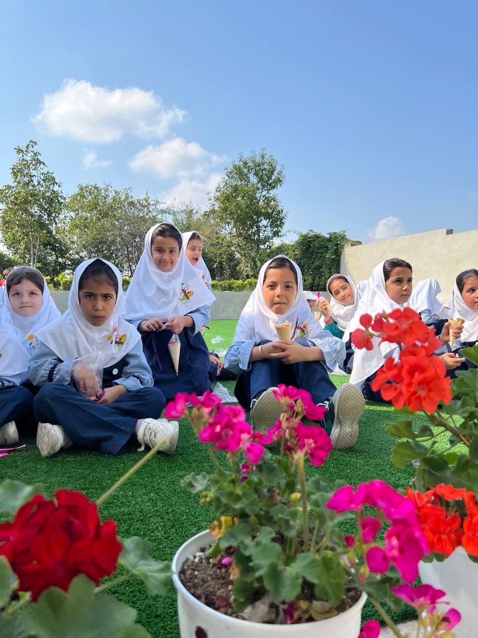 پیش دبستان و دبستان غیر دولتی زندگی نو