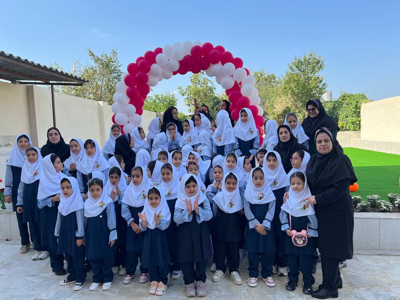 پیش دبستان و دبستان غیر دولتی زندگی نو